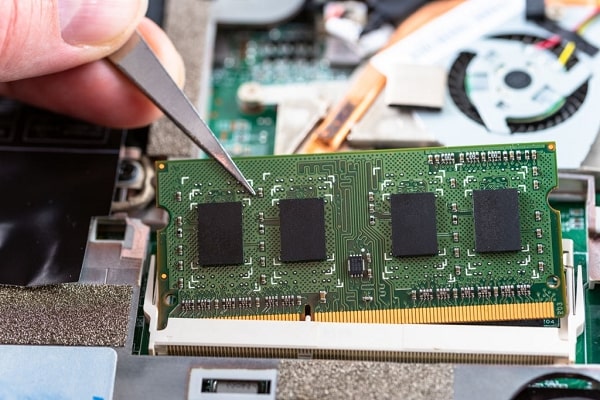 fixing laptop ram