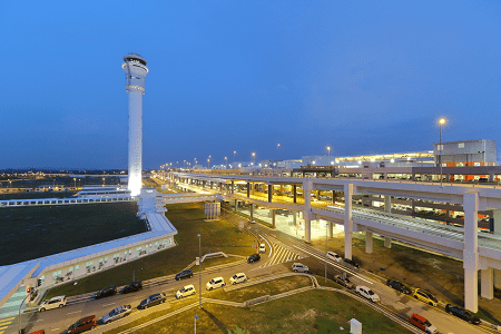 kuala-lumpur-airport-coolest-airport-in-the-world-best-airport-2